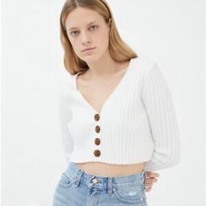 Urban Outfitters White long sleeve cropped sweater